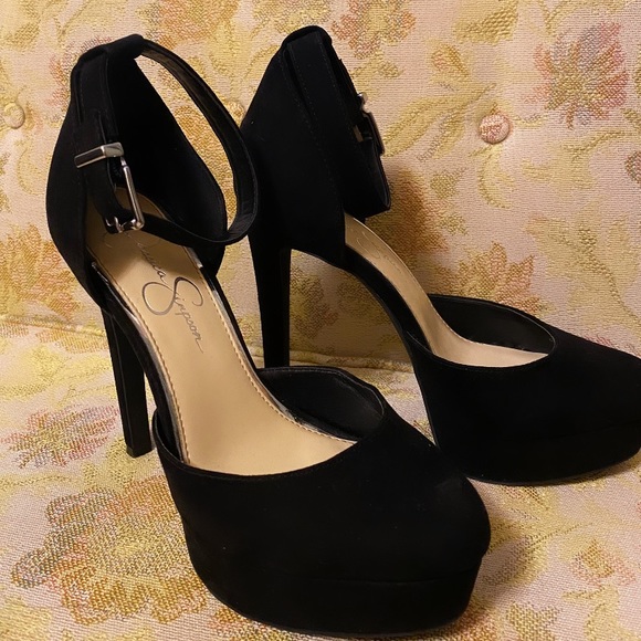 Platform heels - Picture 1 of 1